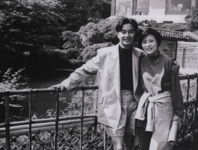 张国荣和陈淑芬更像是家人.