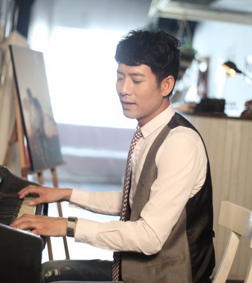 星光大道周冠军王爱奉妈妈的吻献礼母亲节