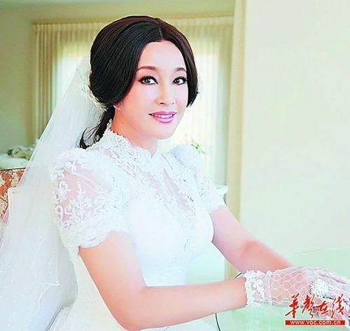 最美大妈代言乡村音乐节被指美过刘晓庆