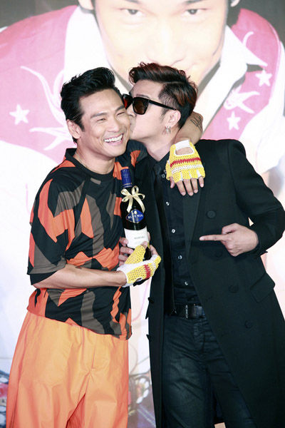 杜德伟暌违十年再发片罗志祥激吻力挺偶像图