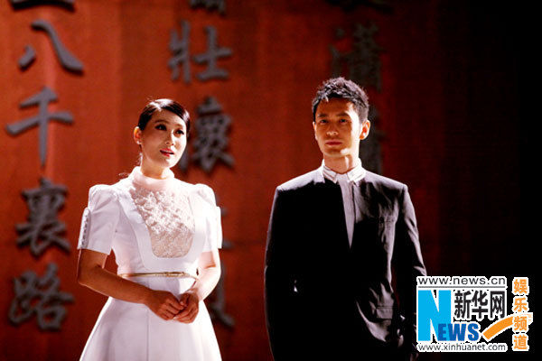 谭晶黄晓明精忠传奇受热捧mv浓缩剧情泪点多